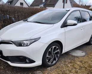 Toyota Auris Gebrauchtwagen