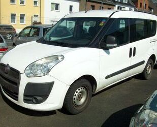 Fiat Fiat Doblo 1.6 16V Diesel 5 Sitzplätze Gebrauchtwagen