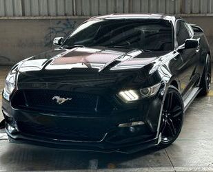 Ford Ford Mustang 2.3 EcoBoost Premium + Performance Pa Gebrauchtwagen