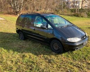 Ford Ford Galaxy 2.3 16V Ambiente Ambiente Gebrauchtwagen