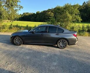 BMW BMW 330i M Sport Automatic M Sport Gebrauchtwagen