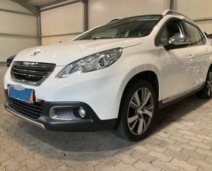 Peugeot Peugeot 2008 Allure*Pano*1 Hand*Navi Gebrauchtwagen