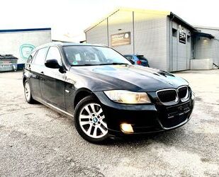 BMW BMW 320d Touring Automatik XENON Navi Gebrauchtwagen