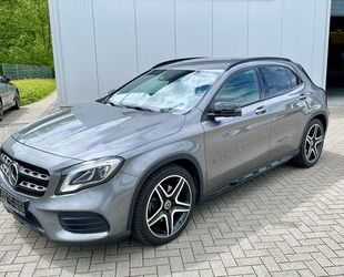 Mercedes-Benz Mercedes-Benz GLA 220 4MATIC DCT -AMG Paket Gebrauchtwagen