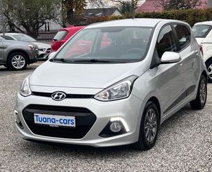 Hyundai Hyundai i10 Klimaaut. Tempomat Bluetooth USB SHZ L Gebrauchtwagen