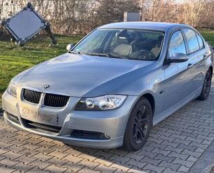 BMW BMW 320 Baureihe 3 Lim. 320i Gebrauchtwagen