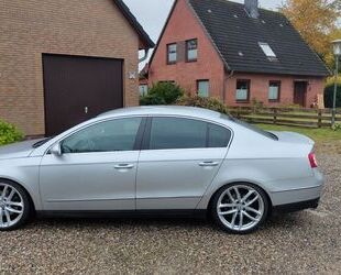 VW Volkswagen Passat 2.0 FSI Highline Highline Gebrauchtwagen