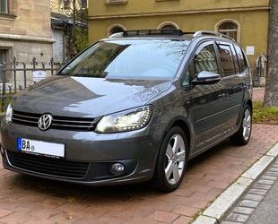 VW Volkswagen Touran 1.4 TSI CUP Navi/Pano/AHK/Parkpi Gebrauchtwagen