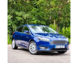 Ford Ford Focus EcoBoost 125 ps Titanium euro 6 Gebrauchtwagen