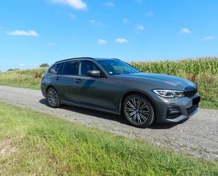 BMW BMW 330d xDrive Touring M Sport Auto. M Sport Gebrauchtwagen