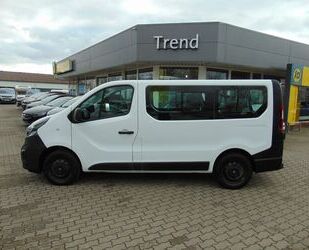 Opel Opel Vivaro B Combi L1H1 8-Sitzer Klima AHK Gebrauchtwagen