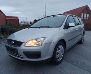 Ford Ford Focus 1,6TDCi 80kW DPF*Navi*Tüv Neu* Anhänger Gebrauchtwagen