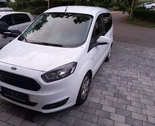 Ford Ford Tourneo Courier 1.5 TDCi 70kW Titanium Titani Gebrauchtwagen