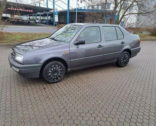 VW Volkswagen Vento 1.8 GLX GLX Gebrauchtwagen