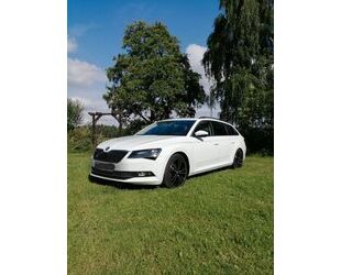 Skoda Skoda Superb 2.0 TDI Ambition Combi Ambition Gebrauchtwagen