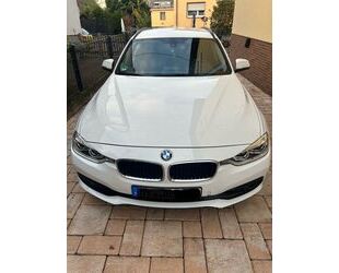 BMW BMW 320d Touring Advantage Automatic AHK TOP! Gebrauchtwagen