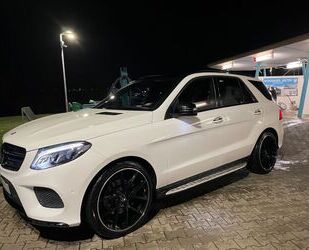 Mercedes-Benz Mercedes-Benz GLE 350 AMG/AHK/ACC/B&O/Pano/Soft cl Gebrauchtwagen