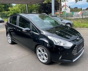 Ford Ford B-Max B-MAX Titanium **KLIMA**NAVI**SITZHZG.* Gebrauchtwagen