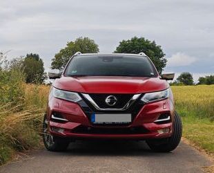 Nissan Nissan Qashqai Tekna+ 160PS AHK/BOSE/LED/PANO Gebrauchtwagen