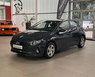 Hyundai Hyundai i20 1.2 Select Klima Tempomat Allwetterrei Gebrauchtwagen