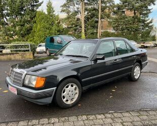 Mercedes-Benz Mercedes-Benz 300E autom. Klima, el.SSD, Leder, AB Gebrauchtwagen