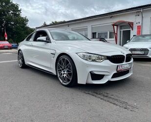 BMW BMW M4 Coupe Competition *LED + 20 Zoll+ Schaltget Gebrauchtwagen