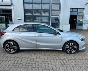 Mercedes-Benz Mercedes-Benz A 220d 7G-DCT Urban/LED/CAM/SHZ/NAVI Gebrauchtwagen