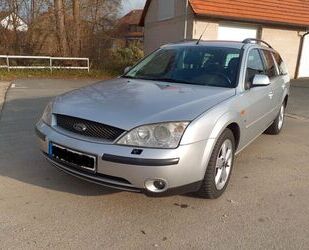 Ford Ford Mondeo 2.5 V6 Ghia 5-tronic Ghia Gebrauchtwagen