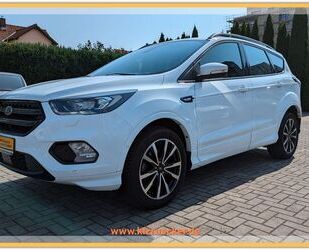 Ford Ford Kuga ST-Line 1.5 Ecoboost NAVI 2xPDC AHK SHZG Gebrauchtwagen