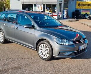 VW Volkswagen Golf VII Var. Comfortline, Navi,ACC,Sit Gebrauchtwagen