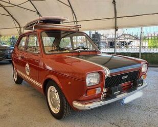 Fiat Fiat 127 mit Dachgepäckträger und Sufrboard Gebrauchtwagen