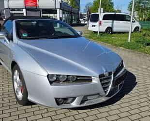 Alfa Romeo Alfa Romeo Spider 2.4 JTDM 20V Automatik Cabrio Gebrauchtwagen