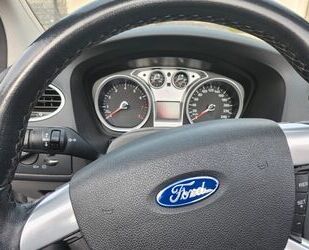 Ford Ford Focus CC 2,0 Titanium Titanium Gebrauchtwagen