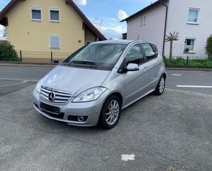 Mercedes-Benz Mercedes-Benz A 180 CDI ELEGANCE Teilleder Automa Gebrauchtwagen