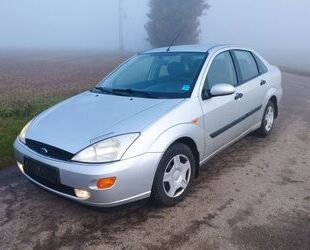 Ford Ford Focus 1.8 Ghia Ghia Gebrauchtwagen