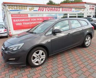 Opel Opel Astra J Sports Tourer Selection 1.Hand Klima Gebrauchtwagen