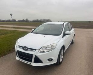 Ford Ford Focus Lim. 1.6 Trend 1.Hand Gebrauchtwagen