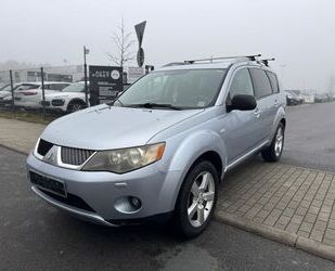 Mitsubishi Mitsubishi Outlander 2.0 DI-D Instyle* 7 SITZER* A Gebrauchtwagen