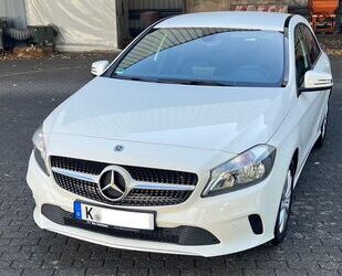 Mercedes-Benz Mercedes-Benz A 180 d BlueEFFICIENCY, 8-Fach berei Gebrauchtwagen