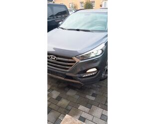 Hyundai Hyundai Tucson 2.0 CRDi 135kW Premium 4WD Automati Gebrauchtwagen