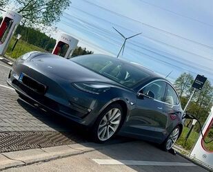 Tesla Tesla Model 3 Allradantrieb mit Dualmotor Long Ran Gebrauchtwagen