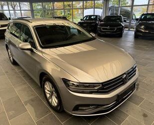 VW Volkswagen Passat Variant Business.Navi.Ahk,ACC Gebrauchtwagen