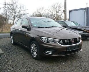 Fiat Fiat Tipo 1,6 Lounge/Klimaautomatik/1.Hand Gebrauchtwagen