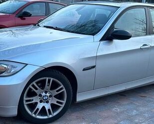 BMW BMW 320d - / BJ 2006 / Karosserieschaden Gebrauchtwagen