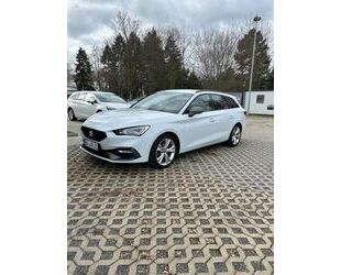 Seat Seat Leon ST 1.4 e-HYBRID FR DSG LED NAVI WINTERPA Gebrauchtwagen