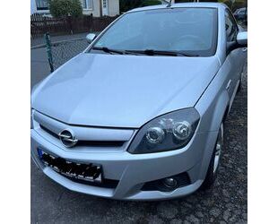 Opel Opel Tigra 1.4 TWINPORT Enjoy Enjoy Gebrauchtwagen