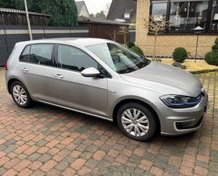 VW Volkswagen e-Golf LED, NAVI, Wärmep., Sitzh., 8-fa Gebrauchtwagen