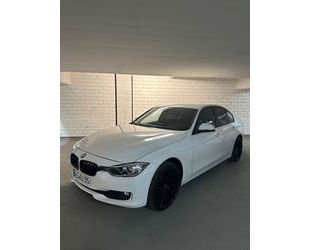 BMW BMW 320d xDrive Touring - Gebrauchtwagen