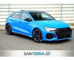 Audi Audi RS3 2.5 TFSI DSG QUATTRO KERAMIK*PANO*B&O*MAT Gebrauchtwagen