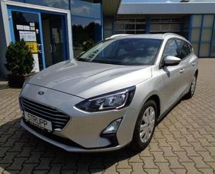 Ford Ford Focus Cool & Connect AHK/ACC/DAB/KeyFree/Navi Gebrauchtwagen